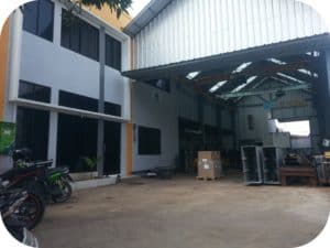Crane manufacturer workshop